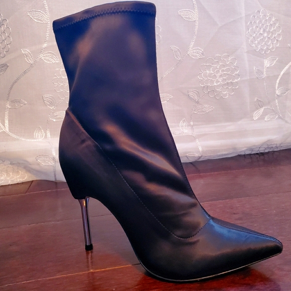 Booties - Picture 2 of 8